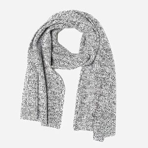 Everlane thick knit scarf